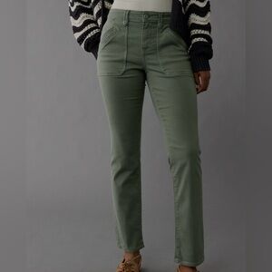 AE Stretch Green Classic Skinny Pant, Size 4R